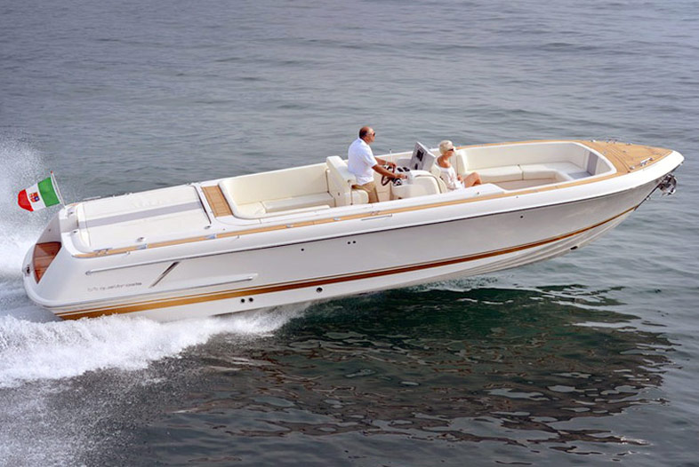 Super Indios 32 Tender